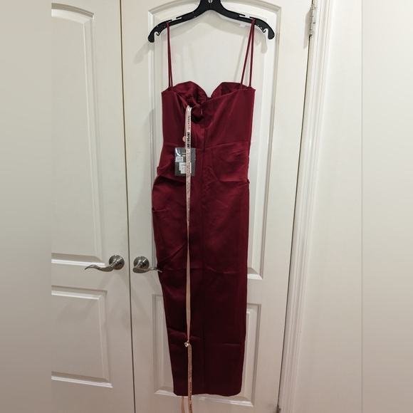 15. NWT HOUSE OF CB FLORA SATIN PLEATED CORSET MIDI DRESS IN SIZE SMALL PLUS CUP - Picture 11 of 14
